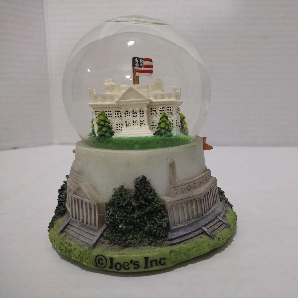 Washington D.C. Water Snow Globe Joe's Inc.